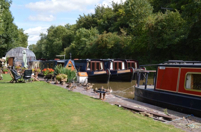 River & Canal Countryside Cruise