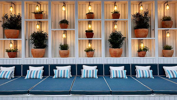 Hotel pool side sun lounges 