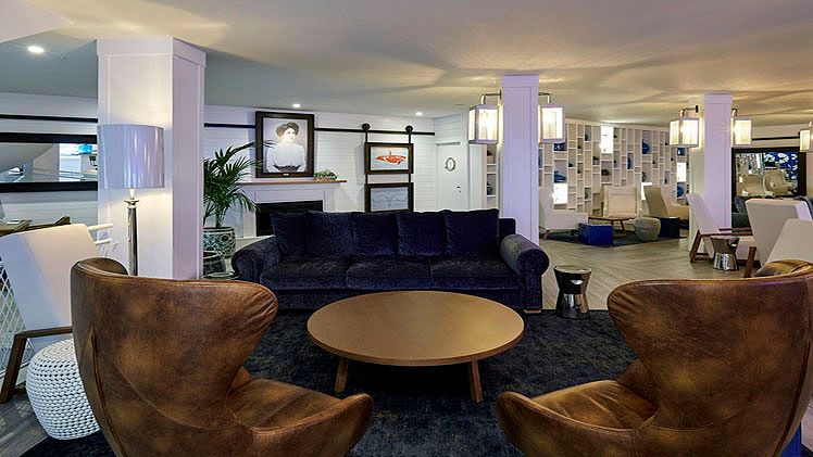 The Delmar Hotel Relaxion and Lounge 